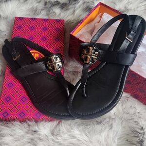 TORY BURCH Black Bryce Flat Thong Sandal size 7.5